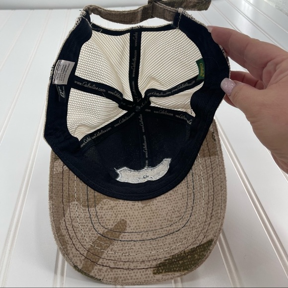 Cabela’s Camo/Mesh Hat Adjustable Fit - Picture 3 of 6